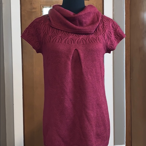 Design History Sweaters - Maroon short-sleeved cowl-neck tunic sweater